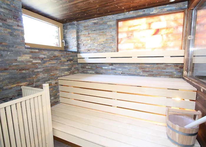 Dom wakacyjny Beautiful Holiday In With Sauna Filzmoos